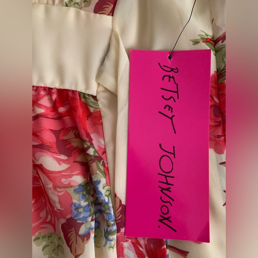 NWT Betsey Johnson Ivory Rose Boho Bell Sleeve V-Neck Floral Ruffle Dress Sz 10 - Picture 3 of 6
